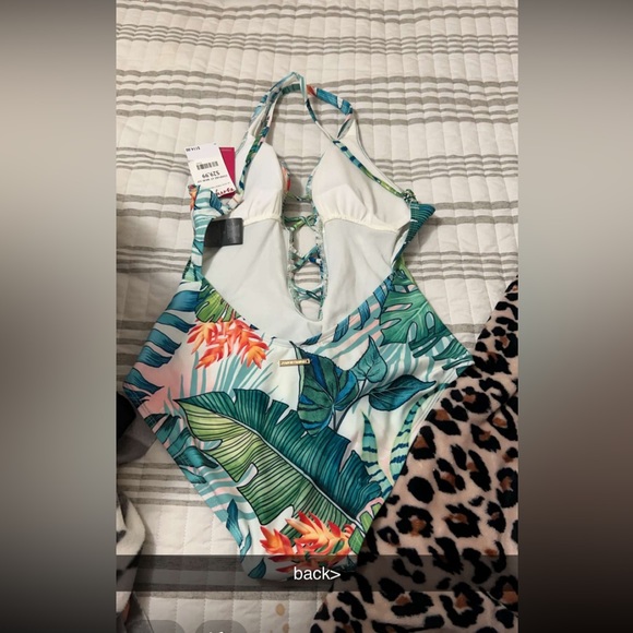 Bathing suit - Picture 2 of 2